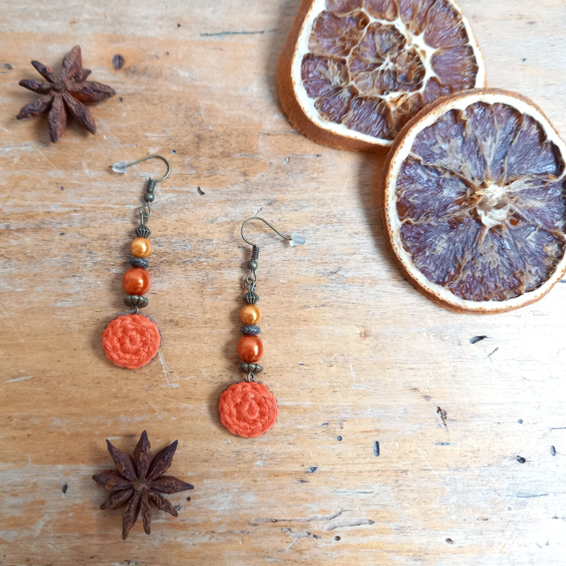 Parure orange et bronze - Boucles d&#039;oreille orange foncé pendantes