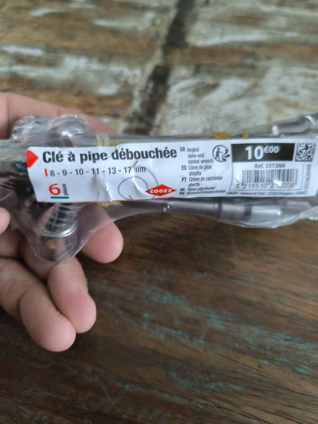 CLE A PIPE 6 PIECES (8-17 MM)