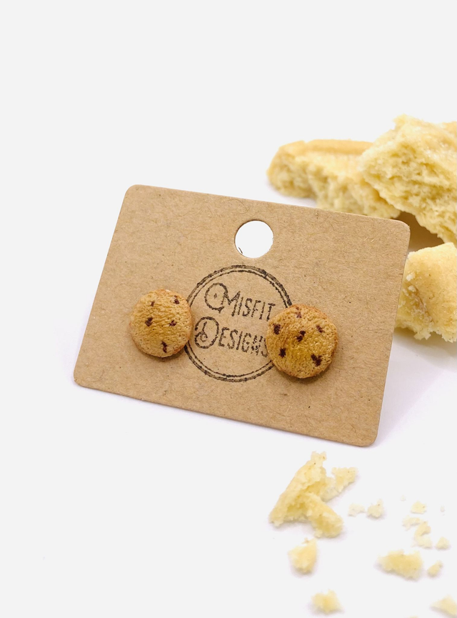 Cookie stud earrings