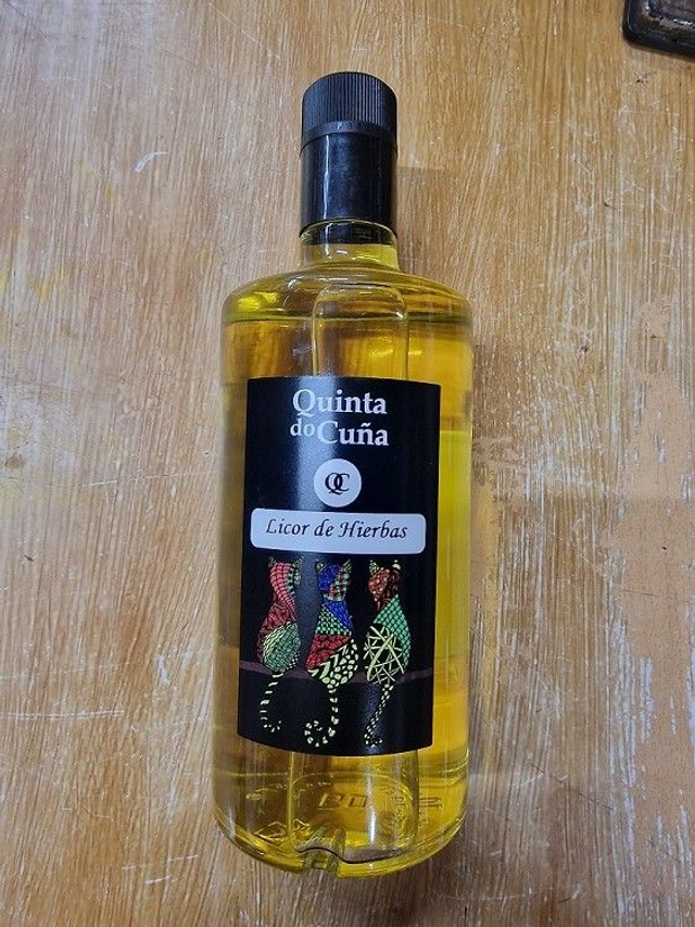 Licor de Hierbas QUINTA DA CUÑA 70 cls.