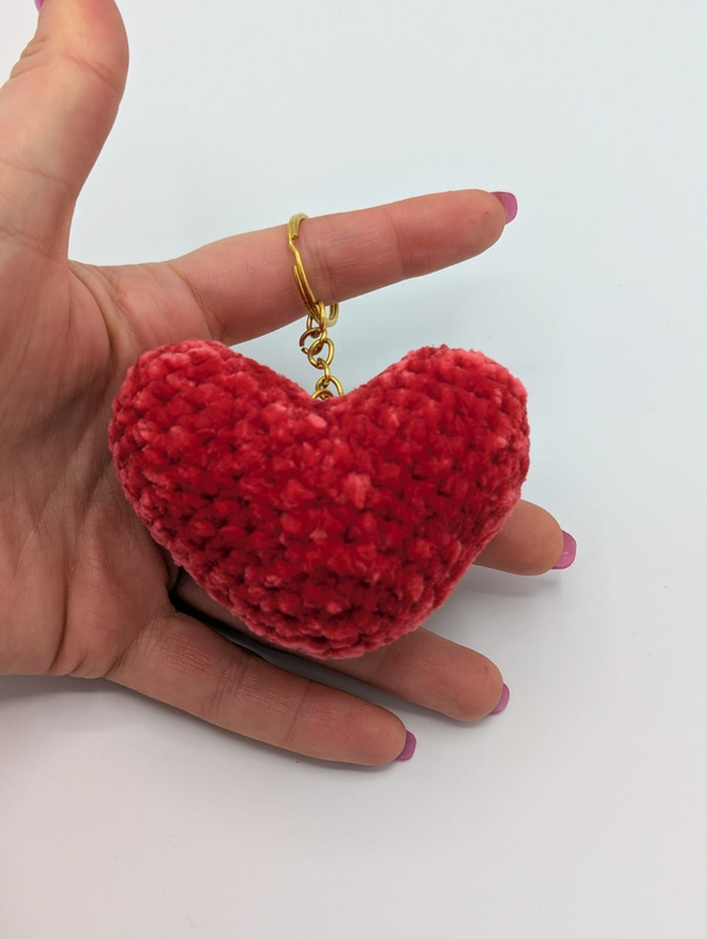Porte-clés cœur rouge au crochet– Fait main