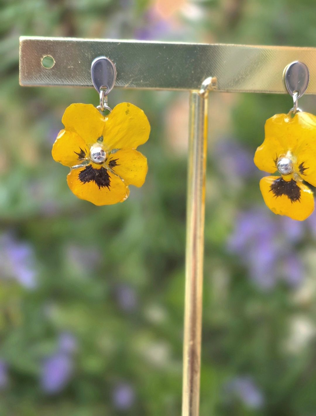 Pensée boucles d'oreilles