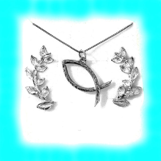 Scrigno Ichthys: un simbolo che illumina l&#039;anima, con orecchini rametto sussurrati dalla natura.