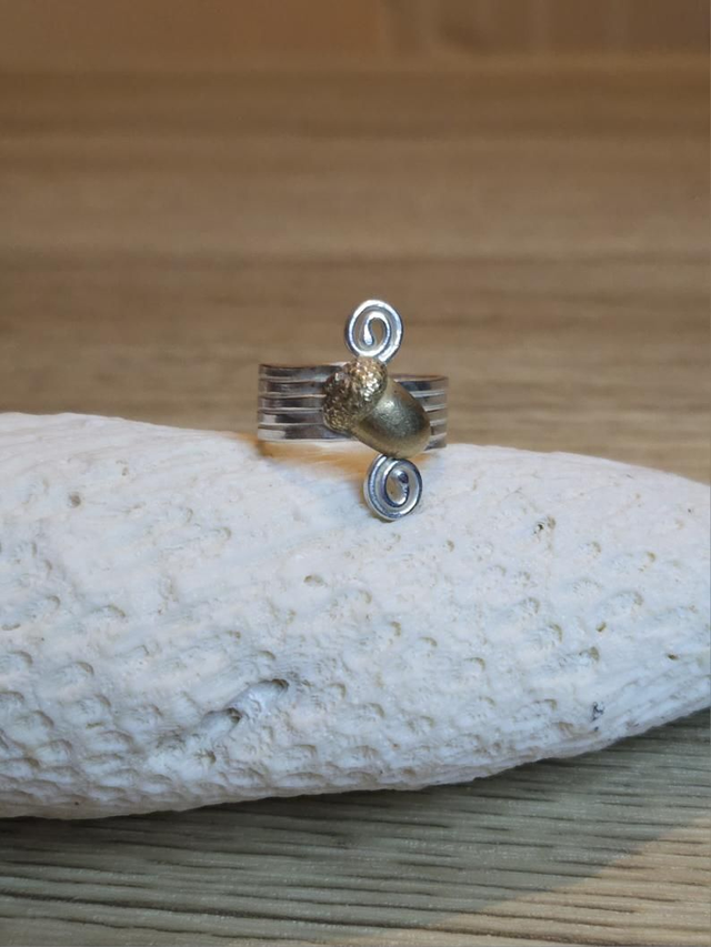 Bronze Acorn on multiband wrap ring