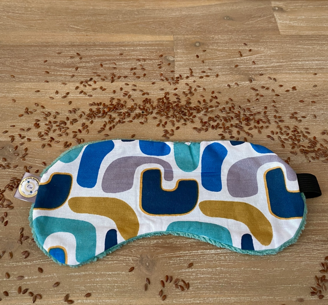 Masque de voyage modèle géométrique