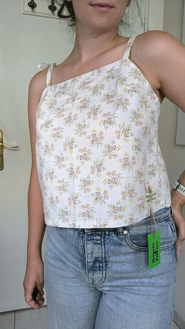 Top beige fleurs rose et violette - Taille 1 & 2