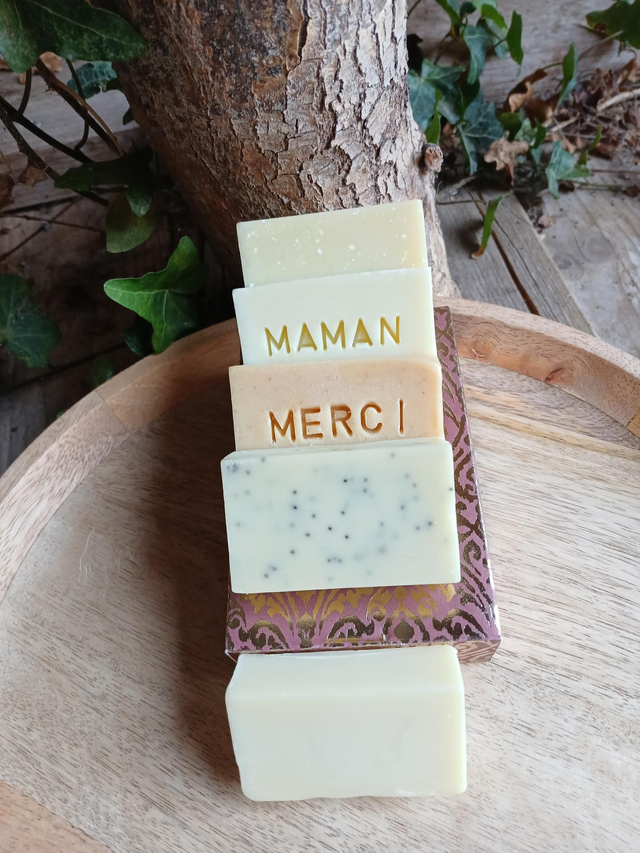 Coffret 5 rectangles "merci" "maman" 175 g