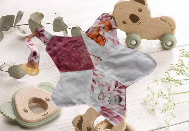 Doudou attache tétine divers coloris