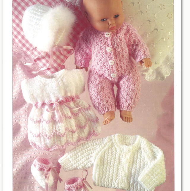 Hayfield Bonus DK Dolls Outfit Pattern 3072
