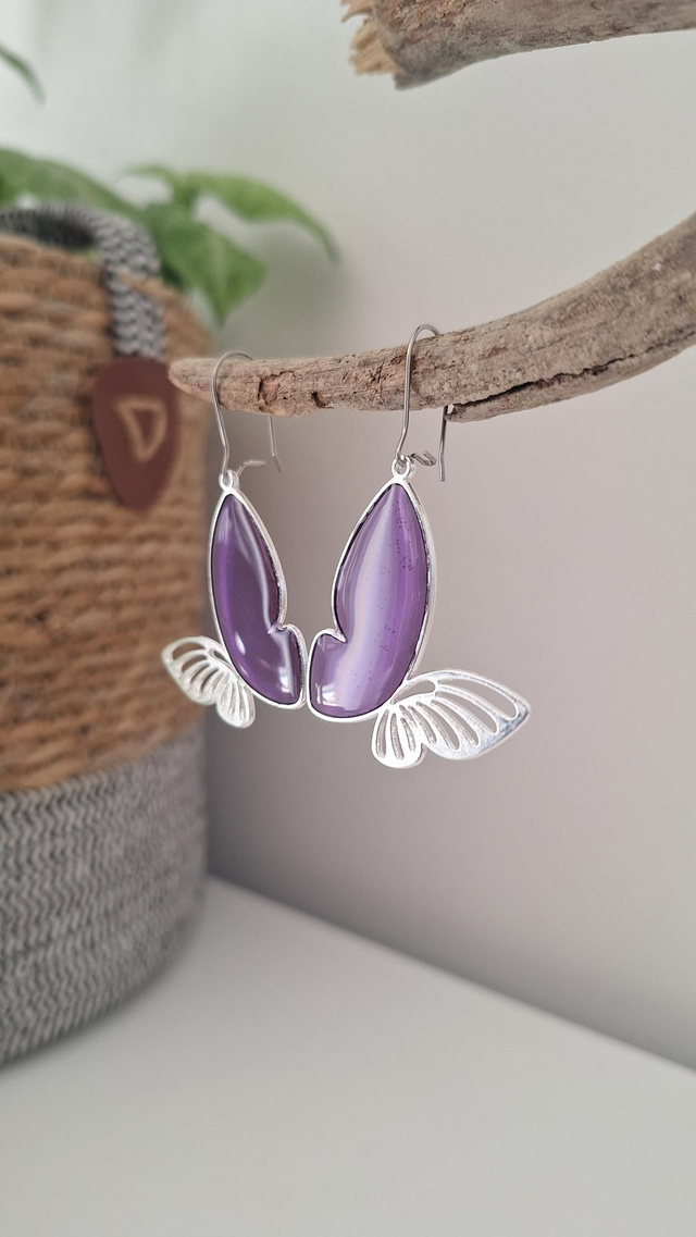 Boucles oreilles papillons violets