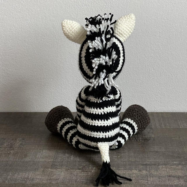Peluche Zabana le zèbre au crochet