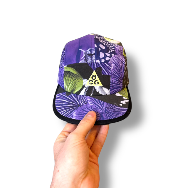 3/ Purple Nike ACG 🟣