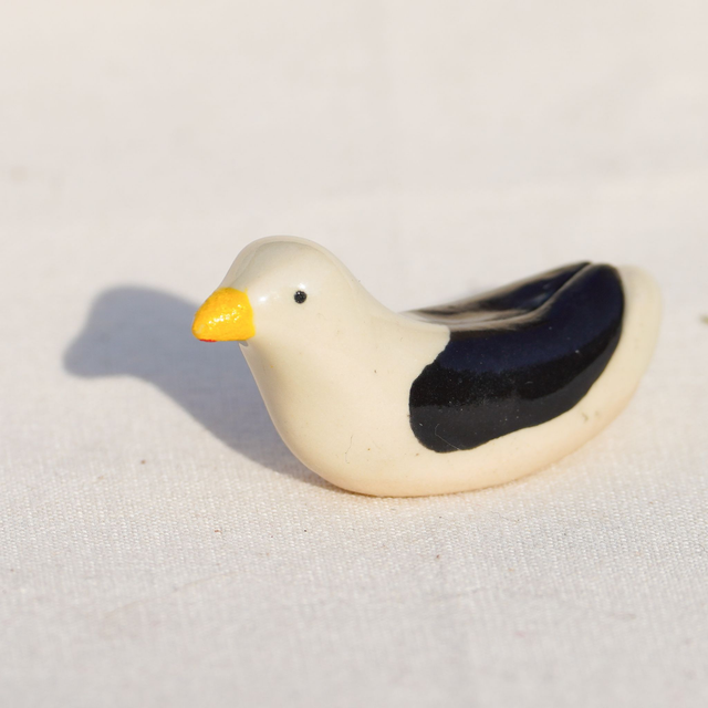 Little ceramic Gull