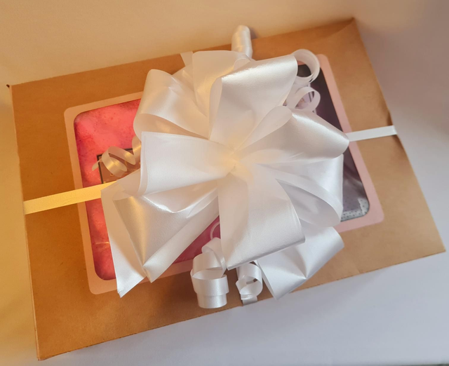 Alien Mother's Day Giftbox