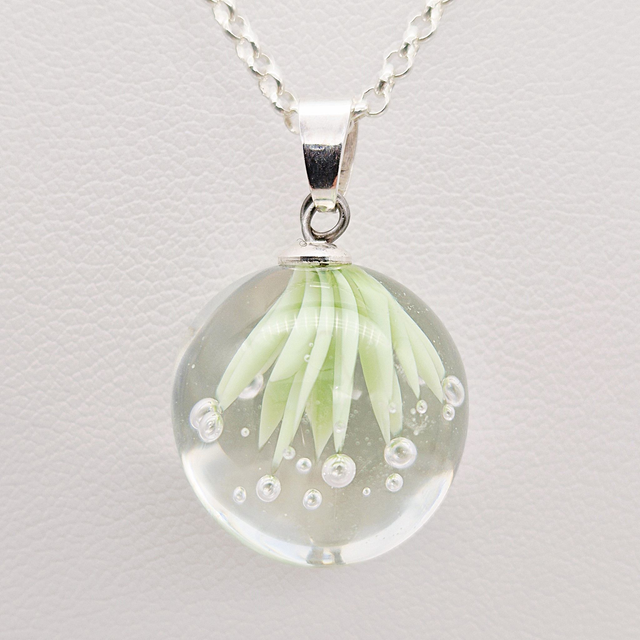 Pendentif Ariel vert clair