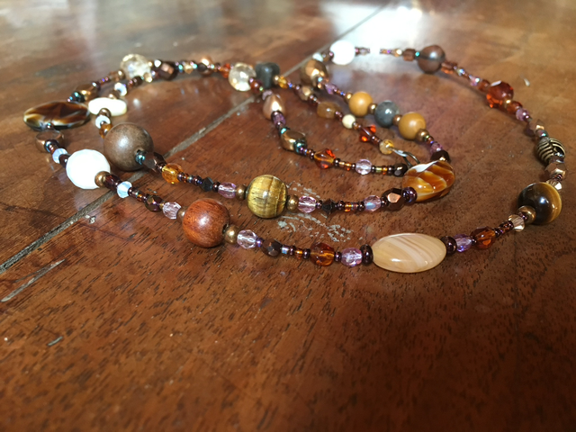 Sautoir Patchwork Oeil de Tigre, Bois, Nacre, perles de verre …