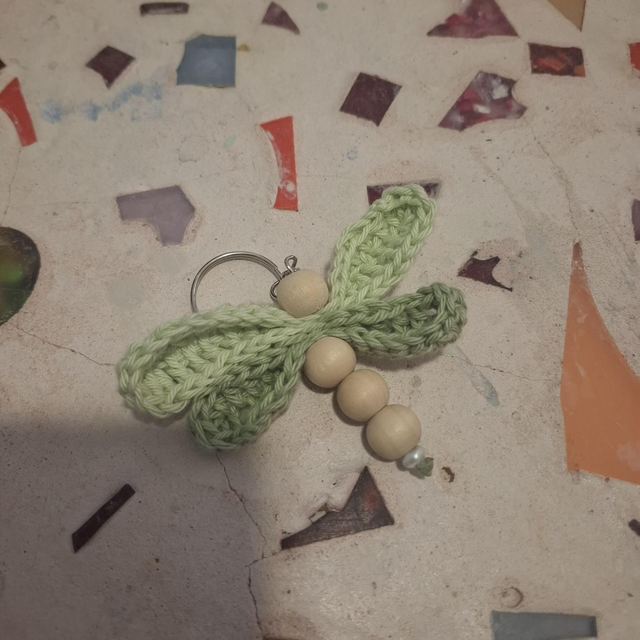 Vwml32 porte clé libellule multicolore