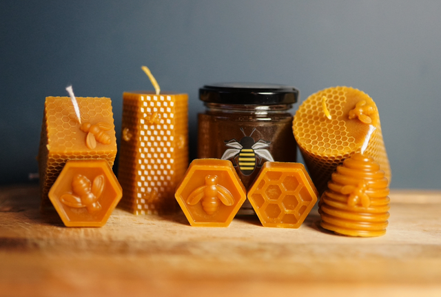 Scented candles  x3 (SML) Have to be the same scent 