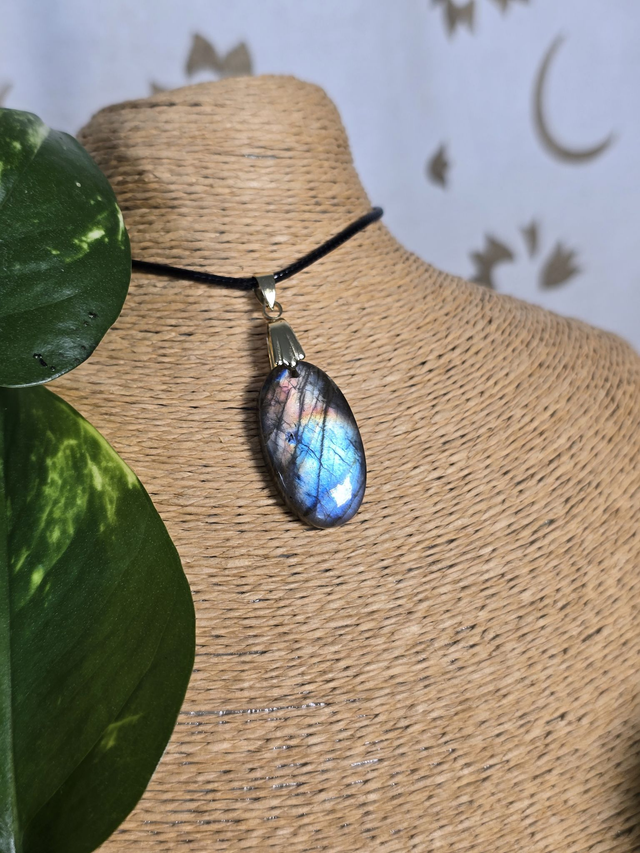 Pendentif Labradorite, sans cerclage (Qualité A+)