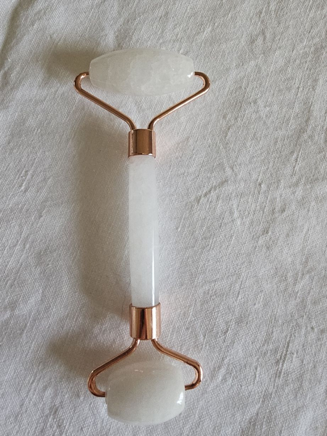 masseur facial cristal de roche 