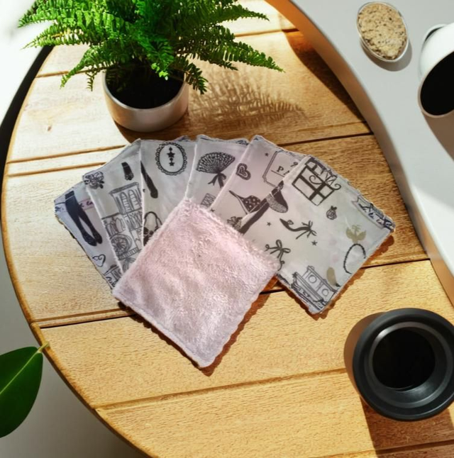 Lingettes démaquillantes