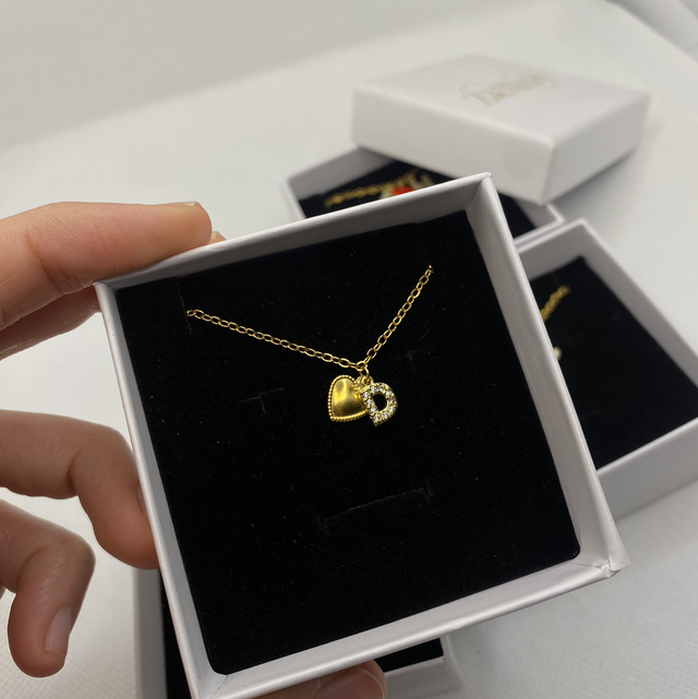 Collier personnalisé coeur et lettre 
