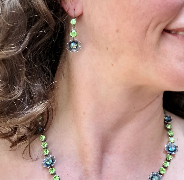 Ohrhänger BLÜMCHEN Peridot Shimmer, Grün