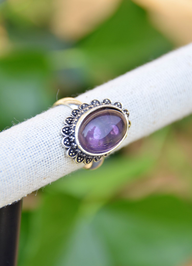 Bague avec améthyste 