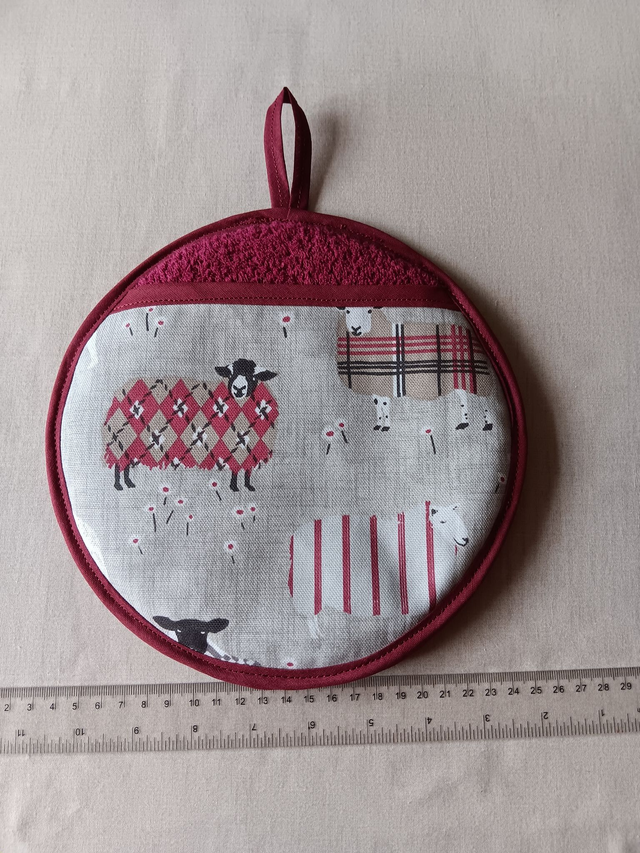 One Round Hot Pot Grab Mat Baa Baa Peony Cotton Fabric with heat resistant filling and burgundy towelling