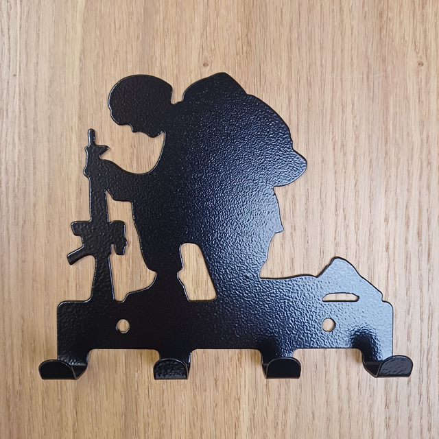 Kneeling Soldier Key Hook