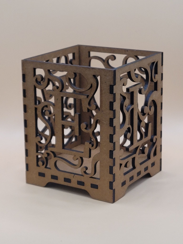 Boite Saint Valentin LOVE Ajouré