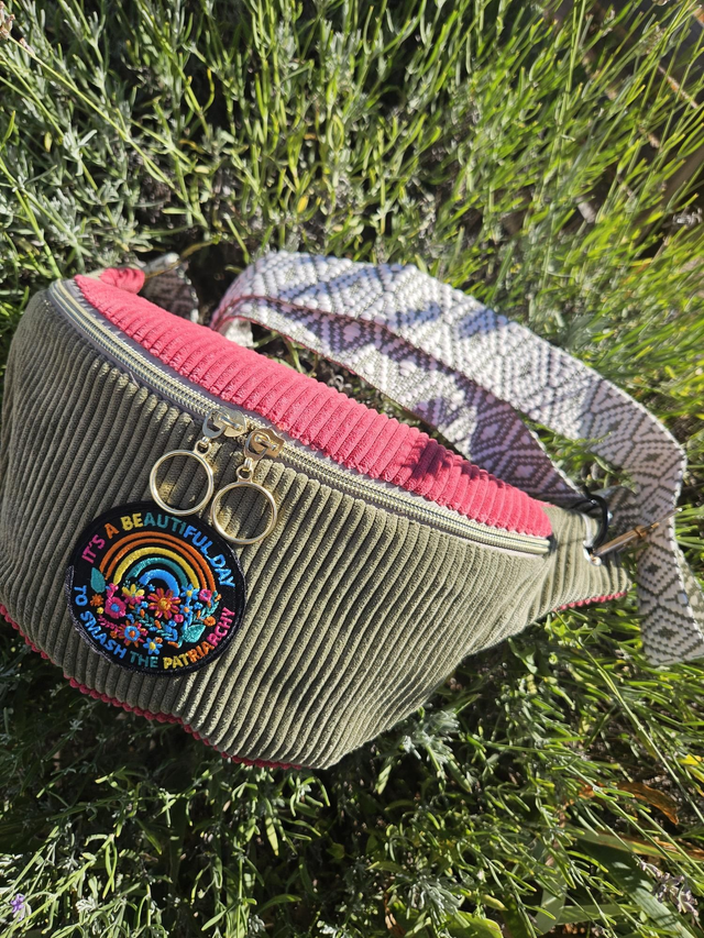 Banane classique velours vert amande et framboise givrée taille M