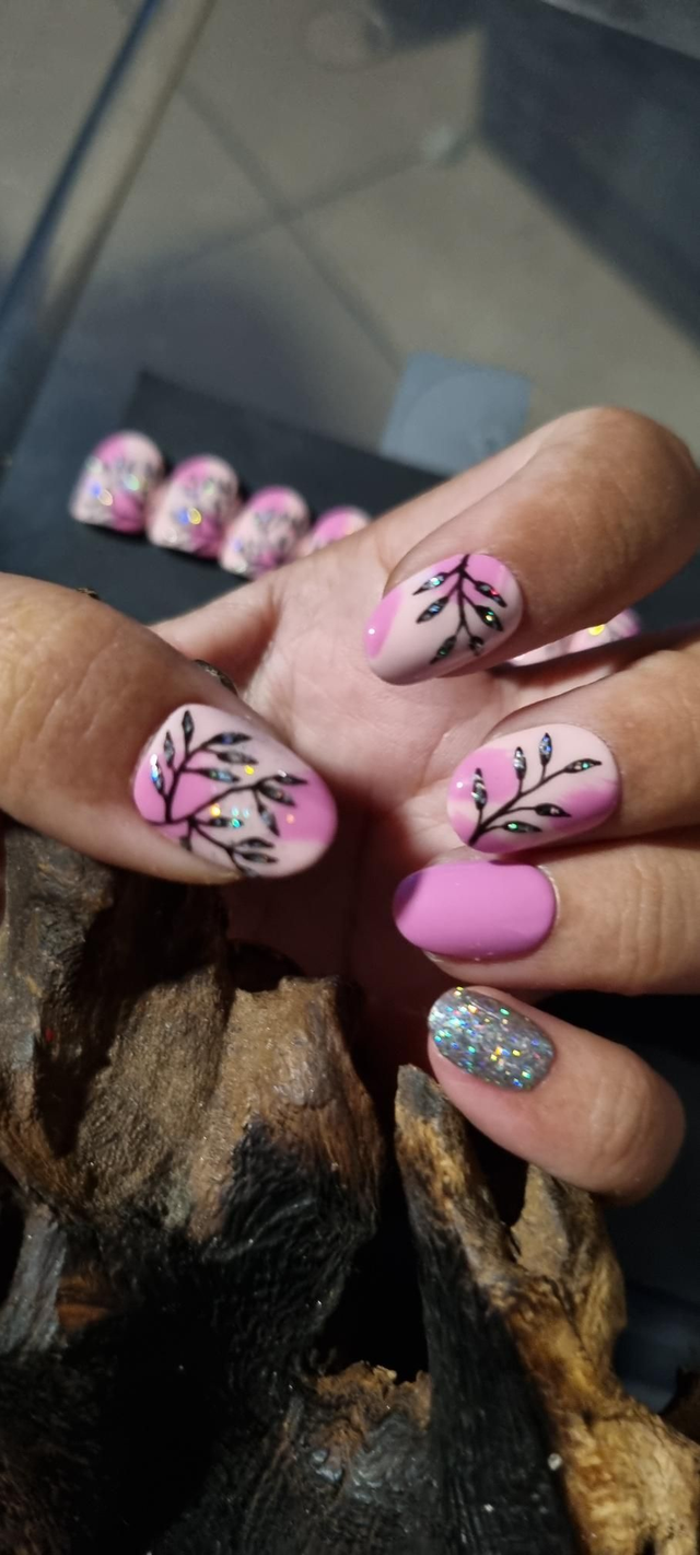 Rosy star foliage rond xs