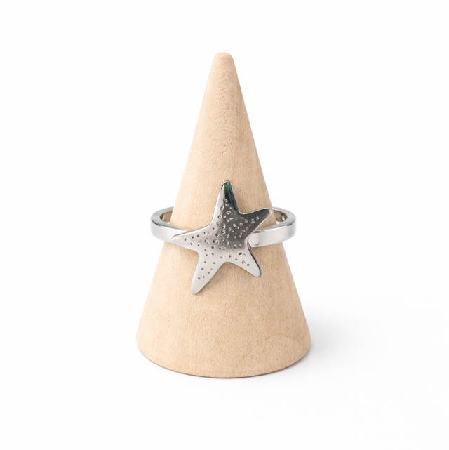 Anillo acero plateado estrella 