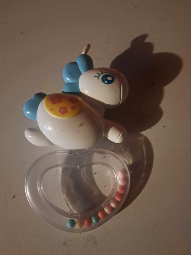 Hochet licorne