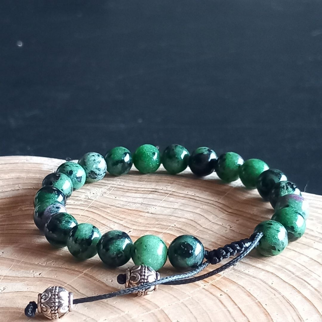 Bracelet ajustable en Rubis sur Zoïsite