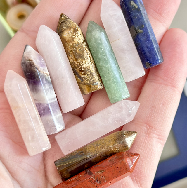 10 x small mini towers mixed stone