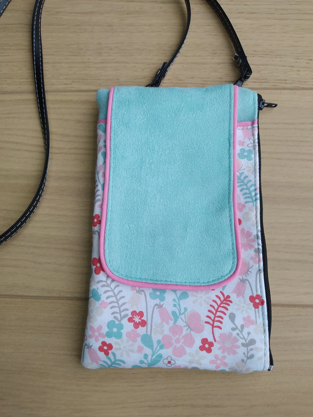 Pochette pour téléphone Holly