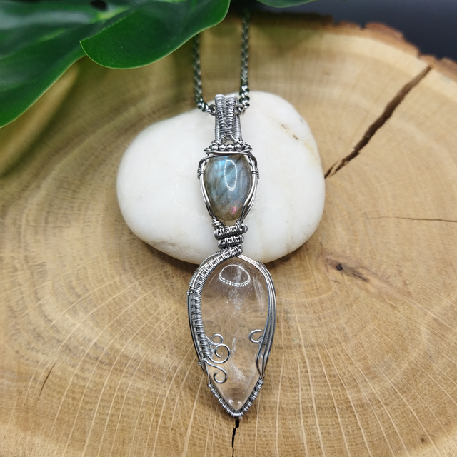 Pendentif "Talisman Protection" Labradorite et Cristal de roche (Quartz incolore)