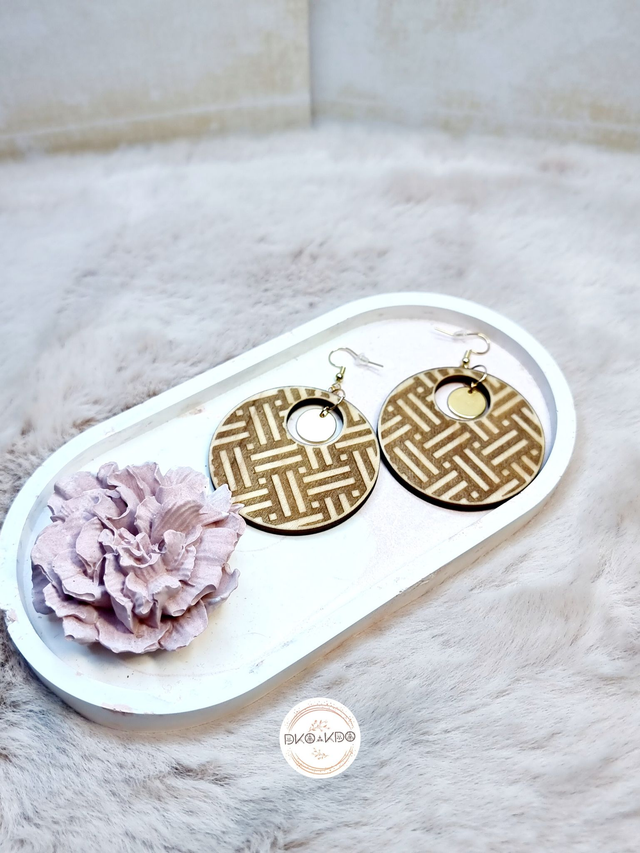 Boucles d'oreilles bois motifs tressages