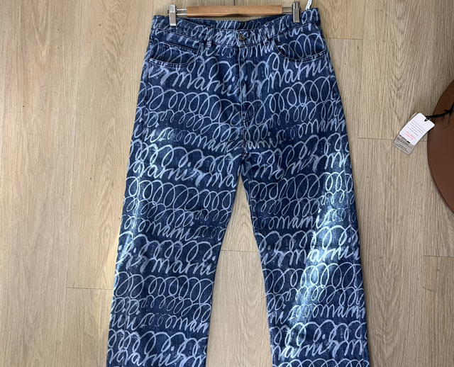 Marni Jeans size 33 preowned 