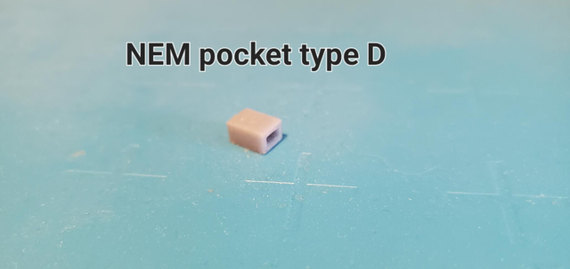 NEM pocket type D (pair)