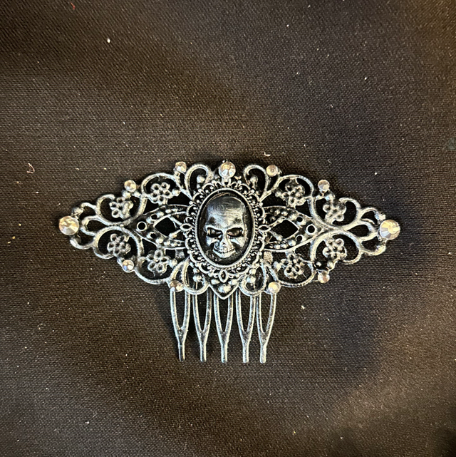 Reqiuem comb