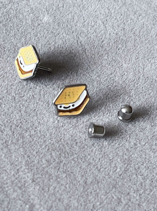 S'Mores Comfort Back Studs