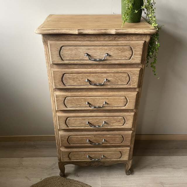 Chiffonnier en chêne massif