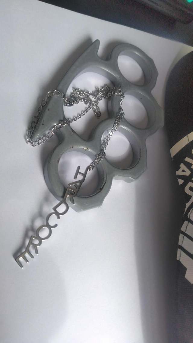 Collier Hardcore 