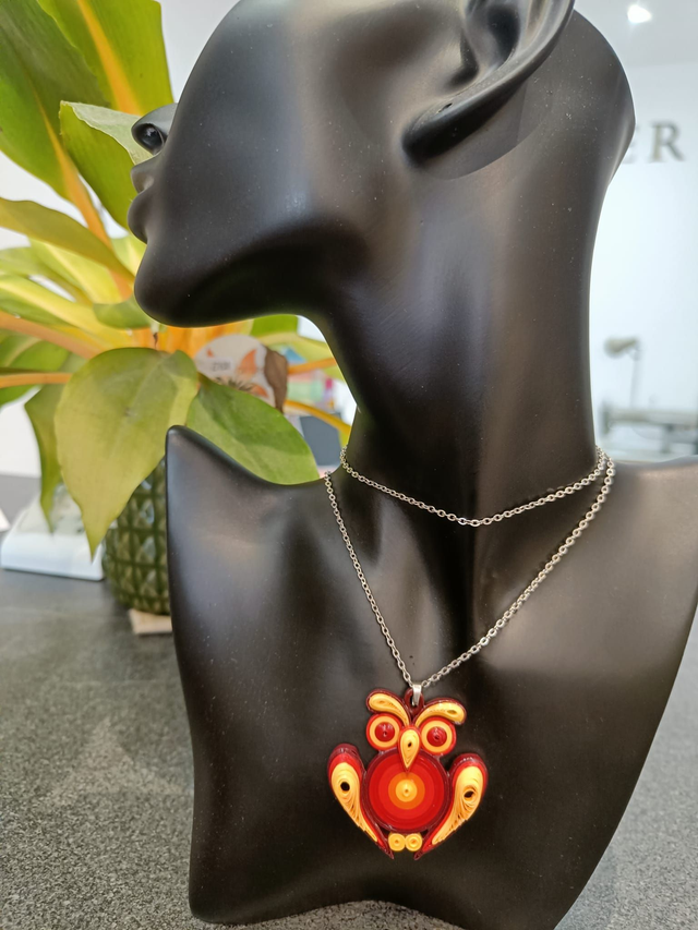 Collier-sautoir Tiougou