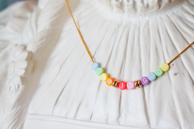 Collier Both Is Good