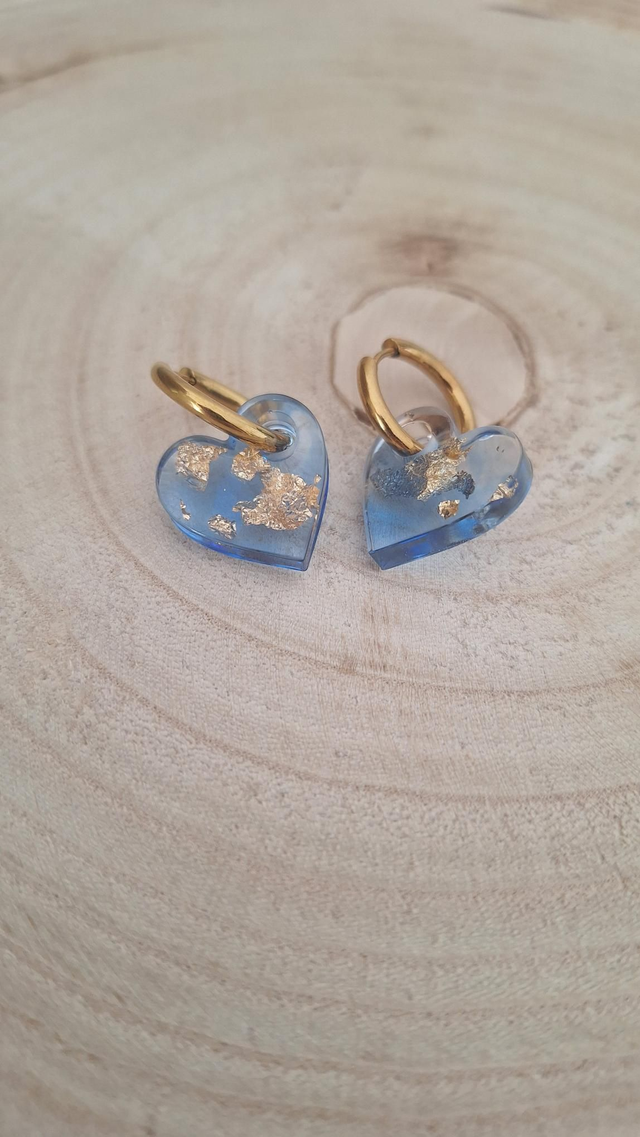 Boucles d'oreilles créoles cœurs bleu/feuille d'or 