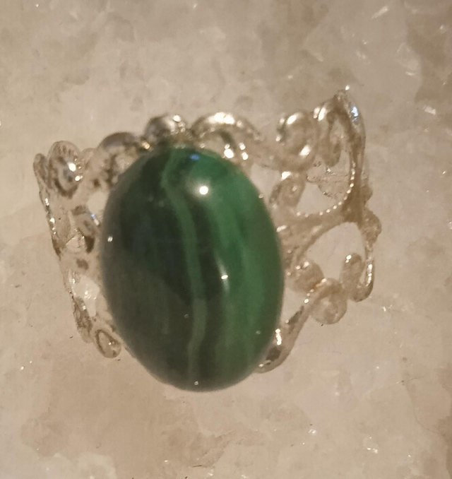malachite (bague baroque argentée) 